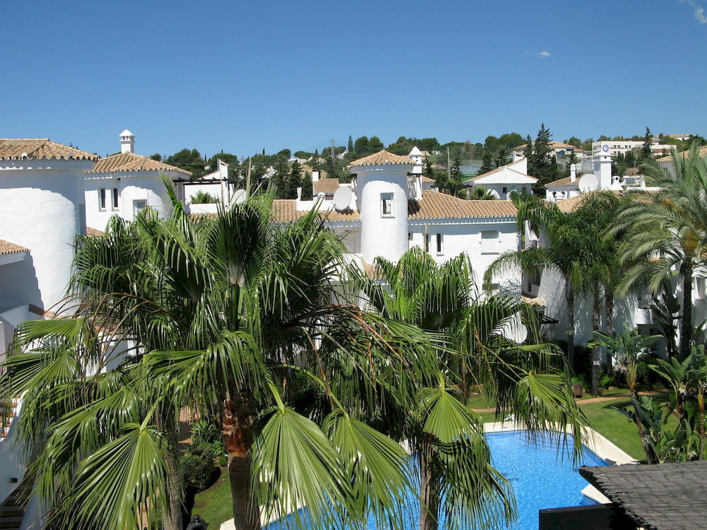 Apartamentos Y Casas Serinamar Marbella El Ángel 外观 照片