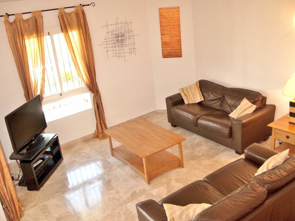 Apartamentos Y Casas Serinamar Marbella El Ángel 外观 照片