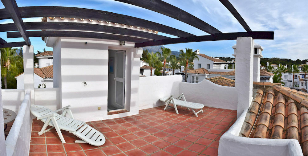 Apartamentos Y Casas Serinamar Marbella El Ángel 外观 照片