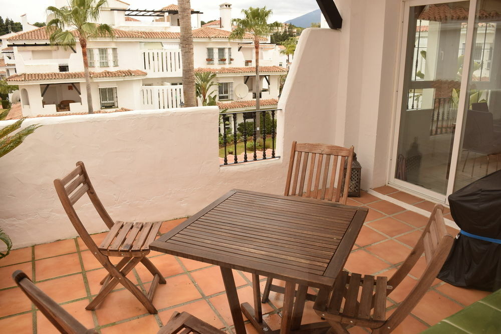 Apartamentos Y Casas Serinamar Marbella El Ángel 外观 照片