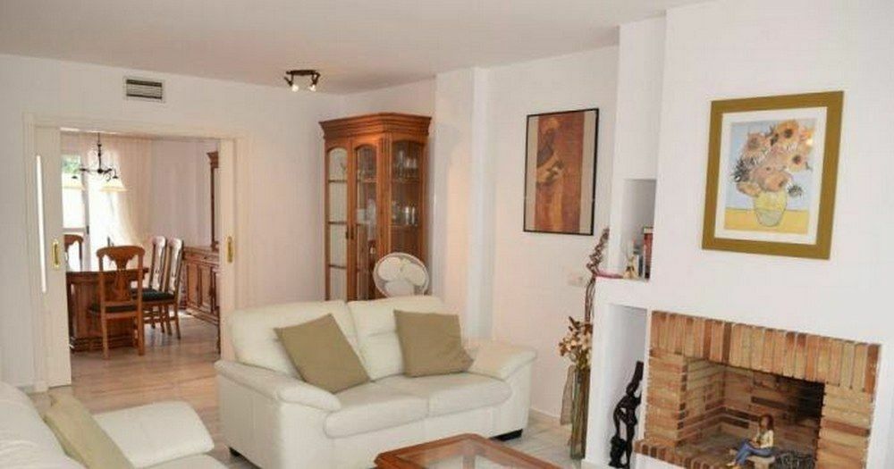 Apartamentos Y Casas Serinamar Marbella El Ángel 外观 照片